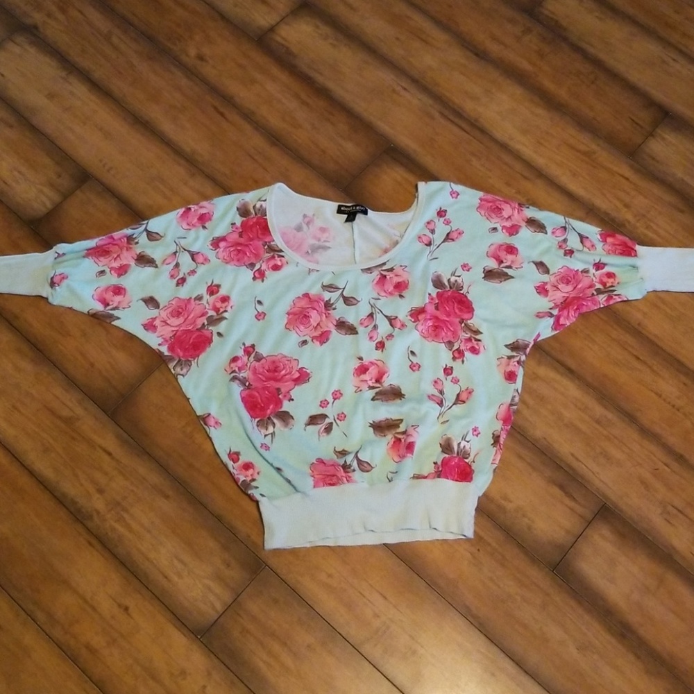 3/4 sleeve shirt